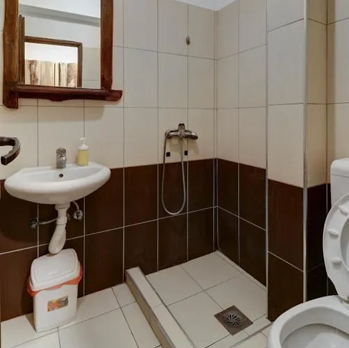 Srna Etno Selo - I Restoran Hotel *