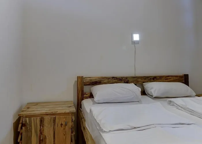 Srna Etno Selo - I Restoran * Inovo